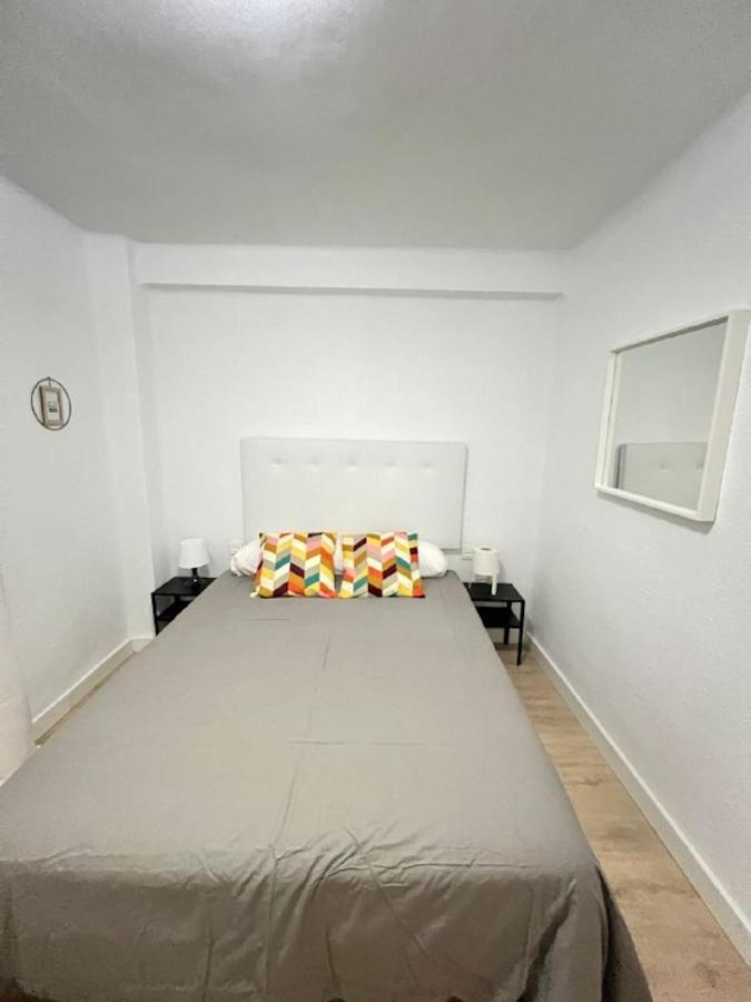 Holidays2malaga Dr Maranon 3 Bedrooms Terrace Aircon North Apartment Málaga
